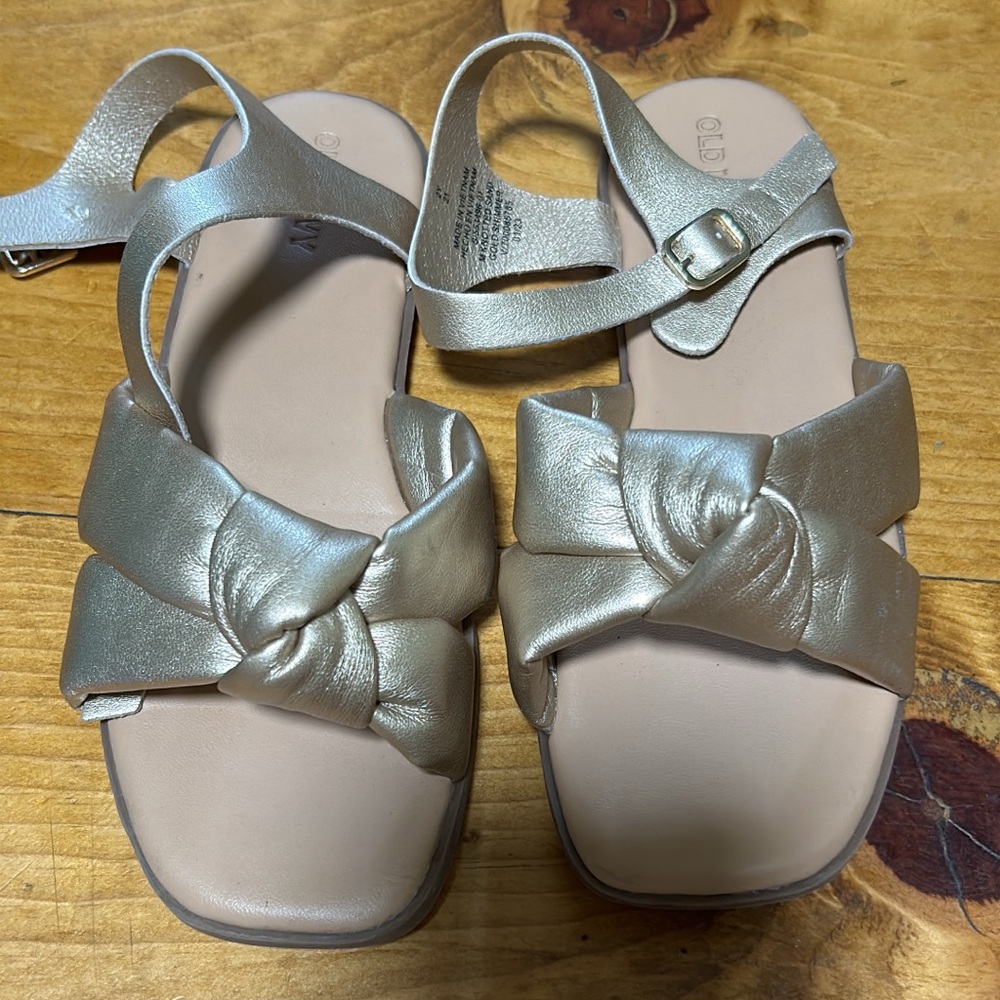 Girls gold sandals
